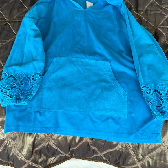 Blue jacket - Picture 2 of 4